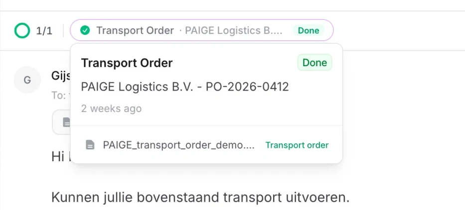 Een mailthread met een transportopdracht als bijlage, waarbij Paige het document herkend en verwerkt heeft